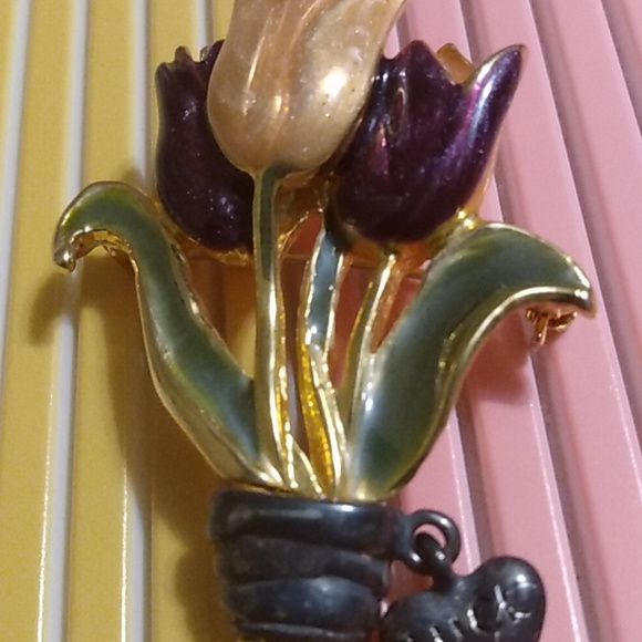 Vtg tulips pin brooch luck - Picture 4 of 4